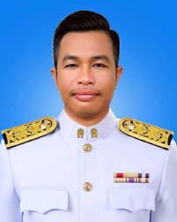นายดวงดาว ชุมชัย